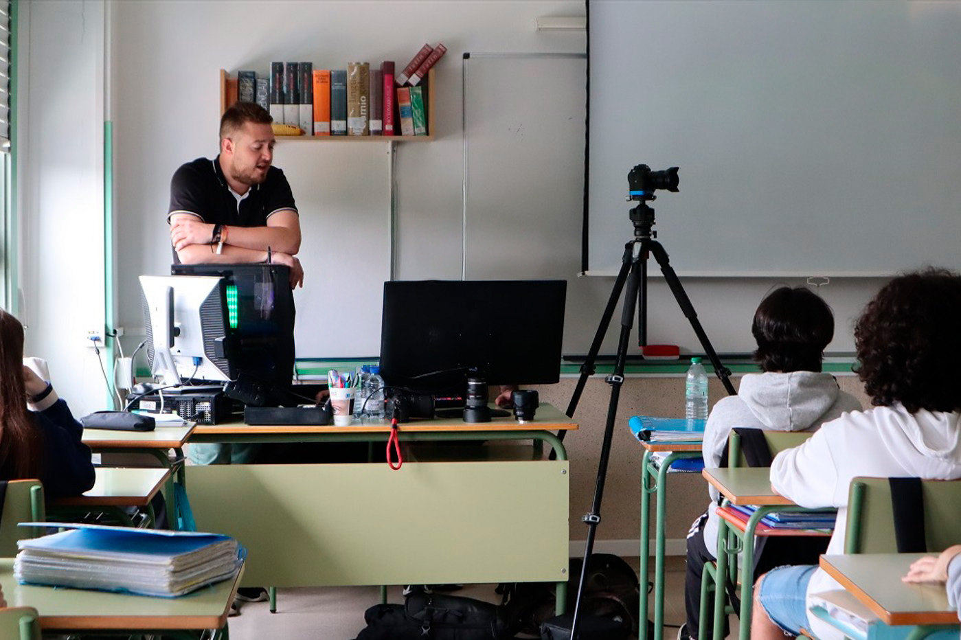 Charla sobre astrofotografía y mar de ardora en Ies Maximino Romero de Lema